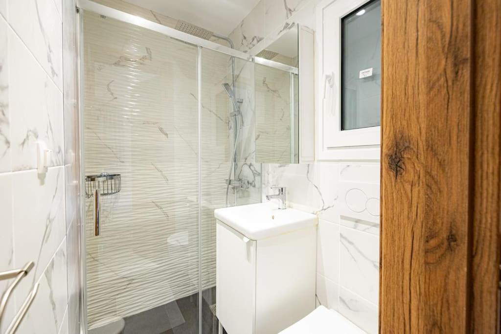 Spacious And Modern Flat At Koukaki, Near Acropolis Athen Exterior foto